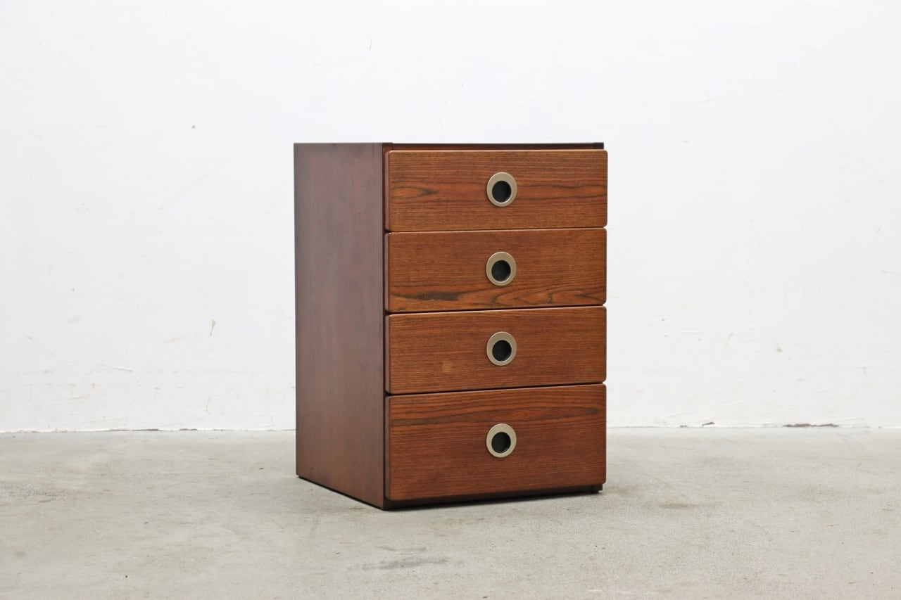 希少　1970's　ローズウッド　仕上げ　３分割式　小引き出し　１７杯　美品 ヴィンテージ ローズウッド サイドチェスト 引き出し 小物入れ 衣類