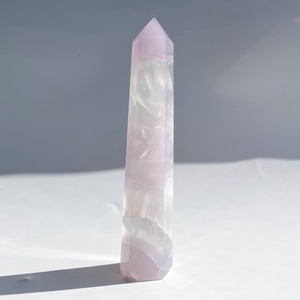 ラベンダーフローライト タワー25◇Lavender Fluorite◇ 天然石・パワーストーン