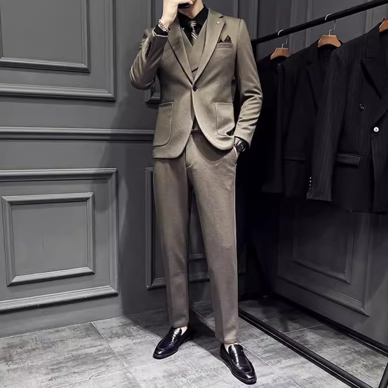 ビジネスシーンやフォーマルなイベントに最適　スリーピース　SU001