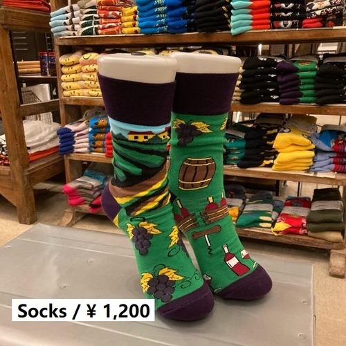 TOPANGA SOCKS Lady's　アシンメトリーソックス　ワイナリー　靴下　レディースソックス　ワイン　クルーソックス