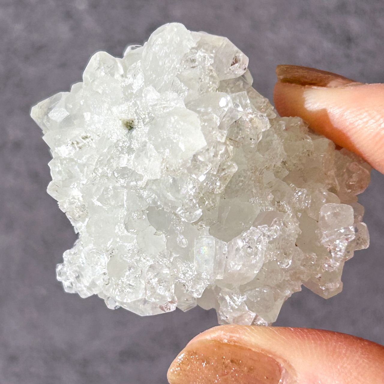 ダイヤモンドアポフィライト