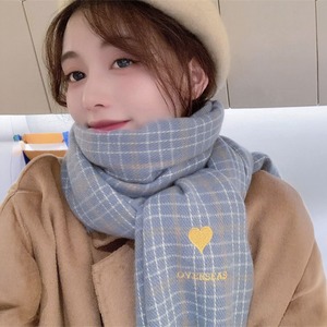 マフラー レディース 秋冬 大判 チェック柄 ハート刺しゅう ロゴ 韓国 ガーリー ロング フリンジ 防寒 あったか ストール 通勤 通学 ひざ掛け 大人可愛い [LW-CGZ004]