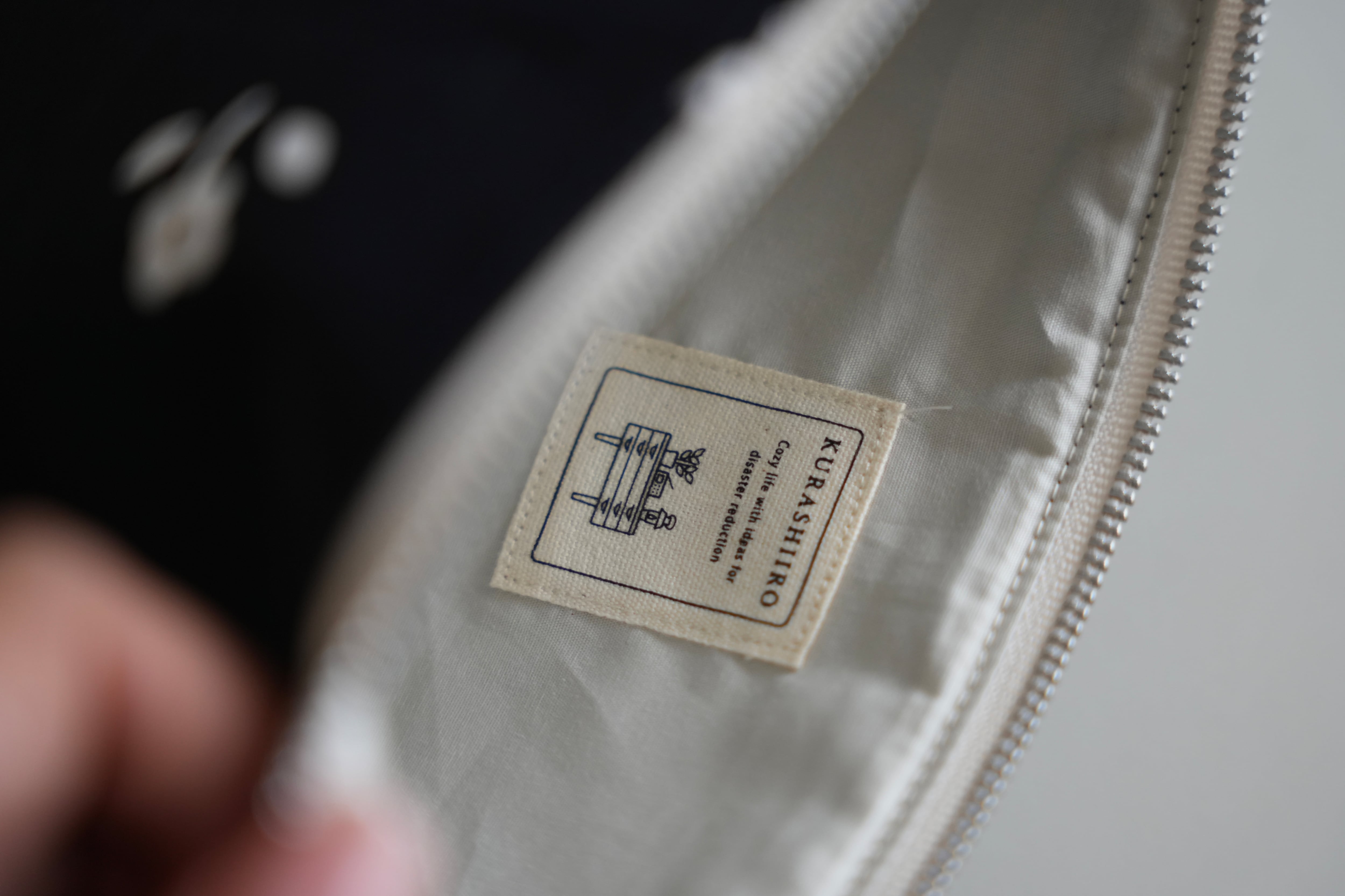 おまもり防災ポーチ】オリジナルohana (navy) | kurashiiro