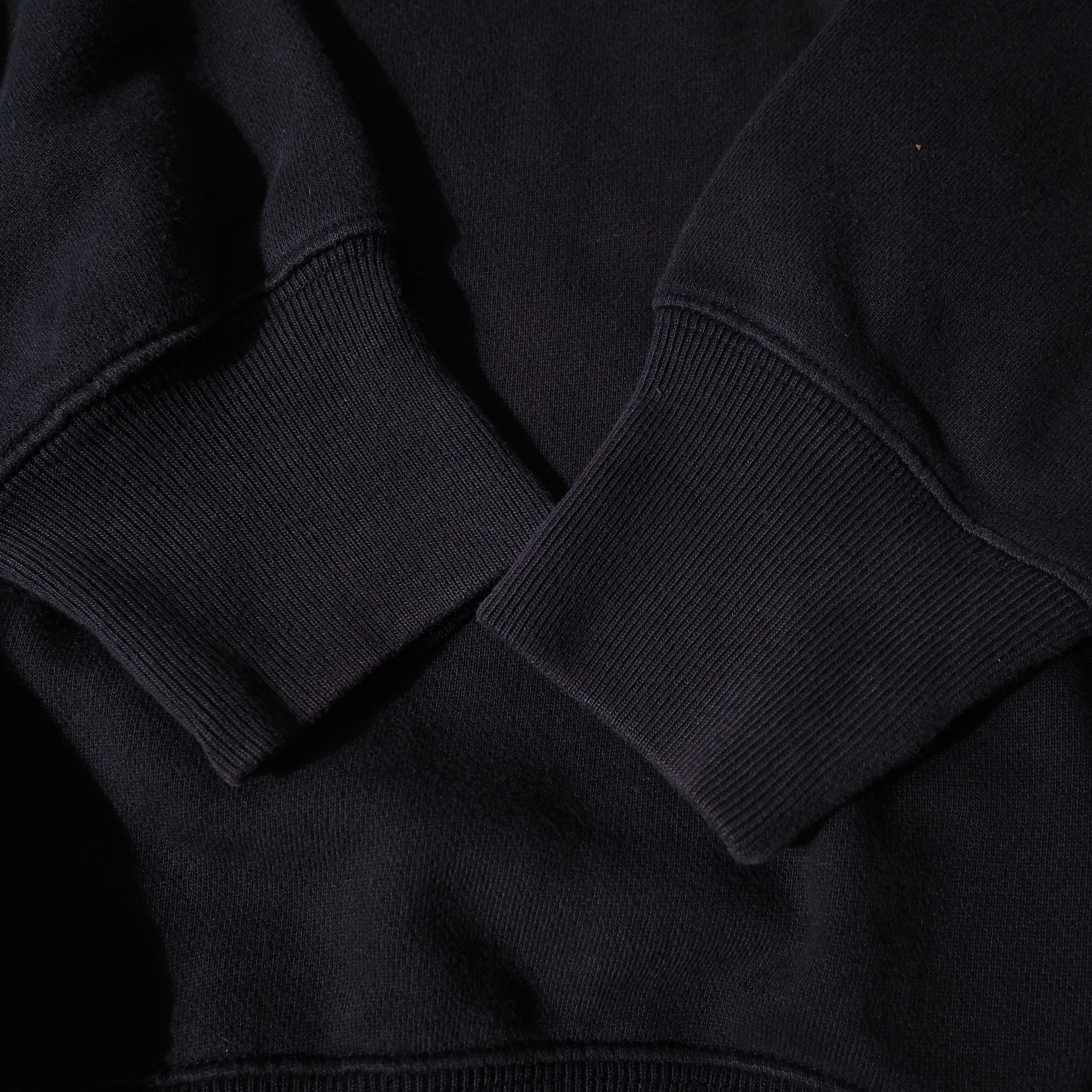 ” Champion ” logo printed sumikuro color sweat shirt