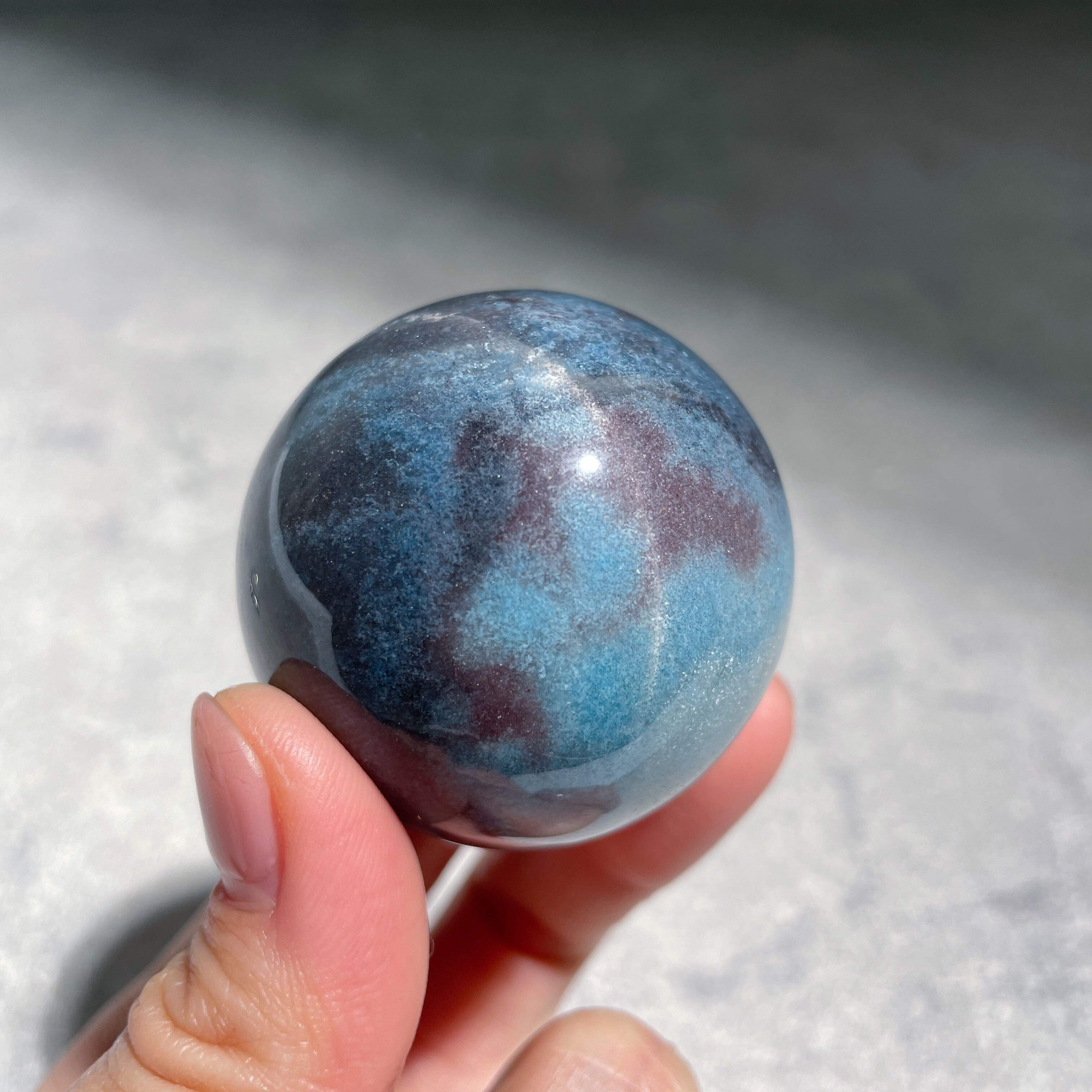 トロレアイトインクォーツ（トロール石）スフィア（丸玉）34