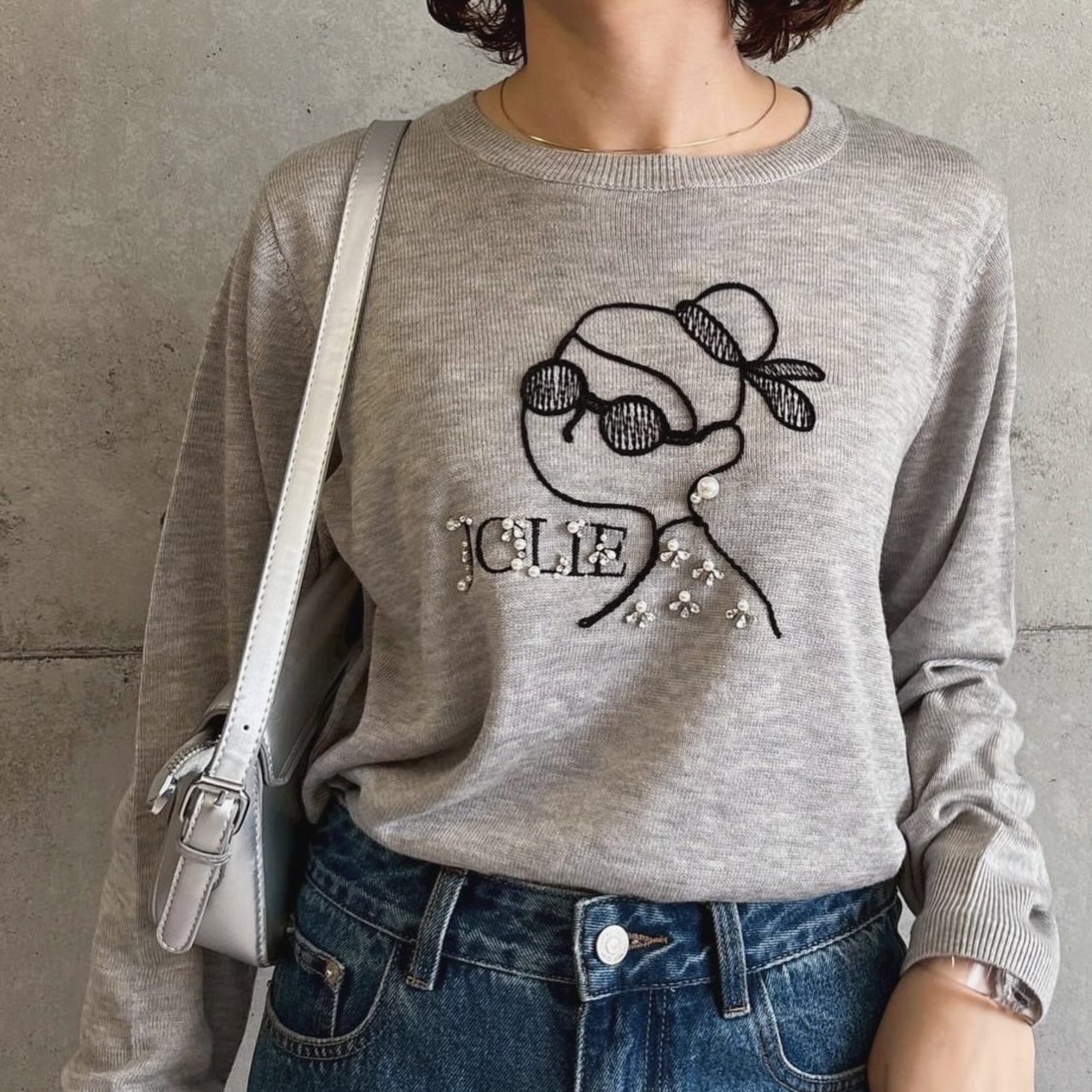 ロージー  Rosiee 女の子柄刺繍Knit