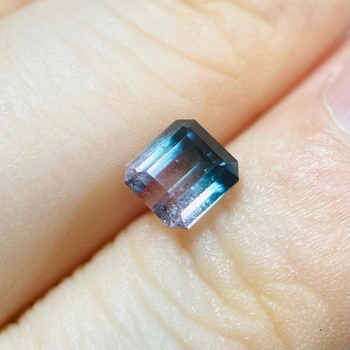 タソガレヨル トルマリン