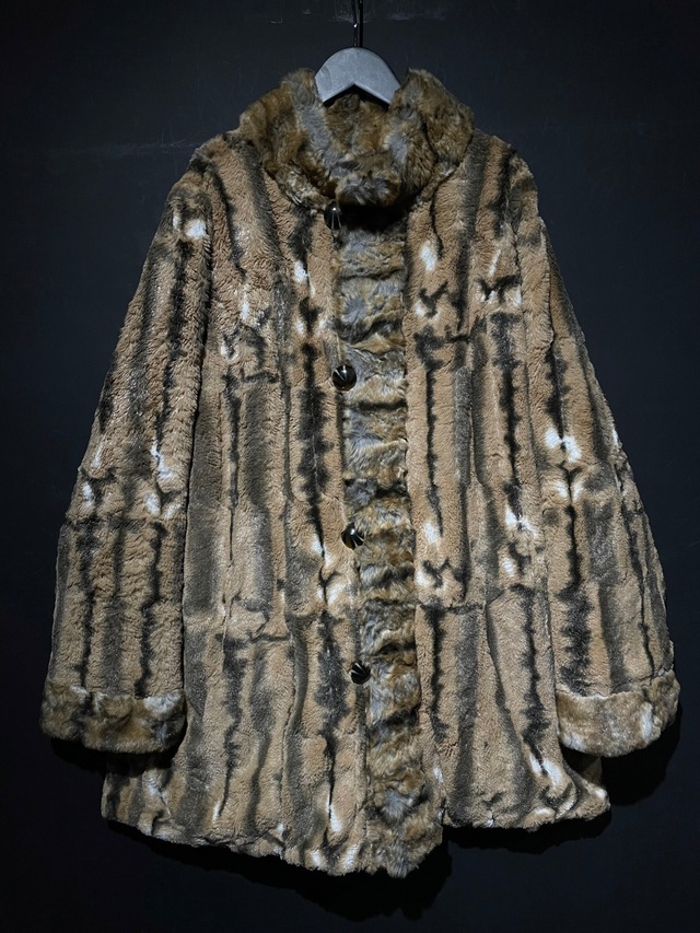 【WEAPON VINTAGE】"Reversible" Faux Fur × Nylon Vintage Loose Half Coat