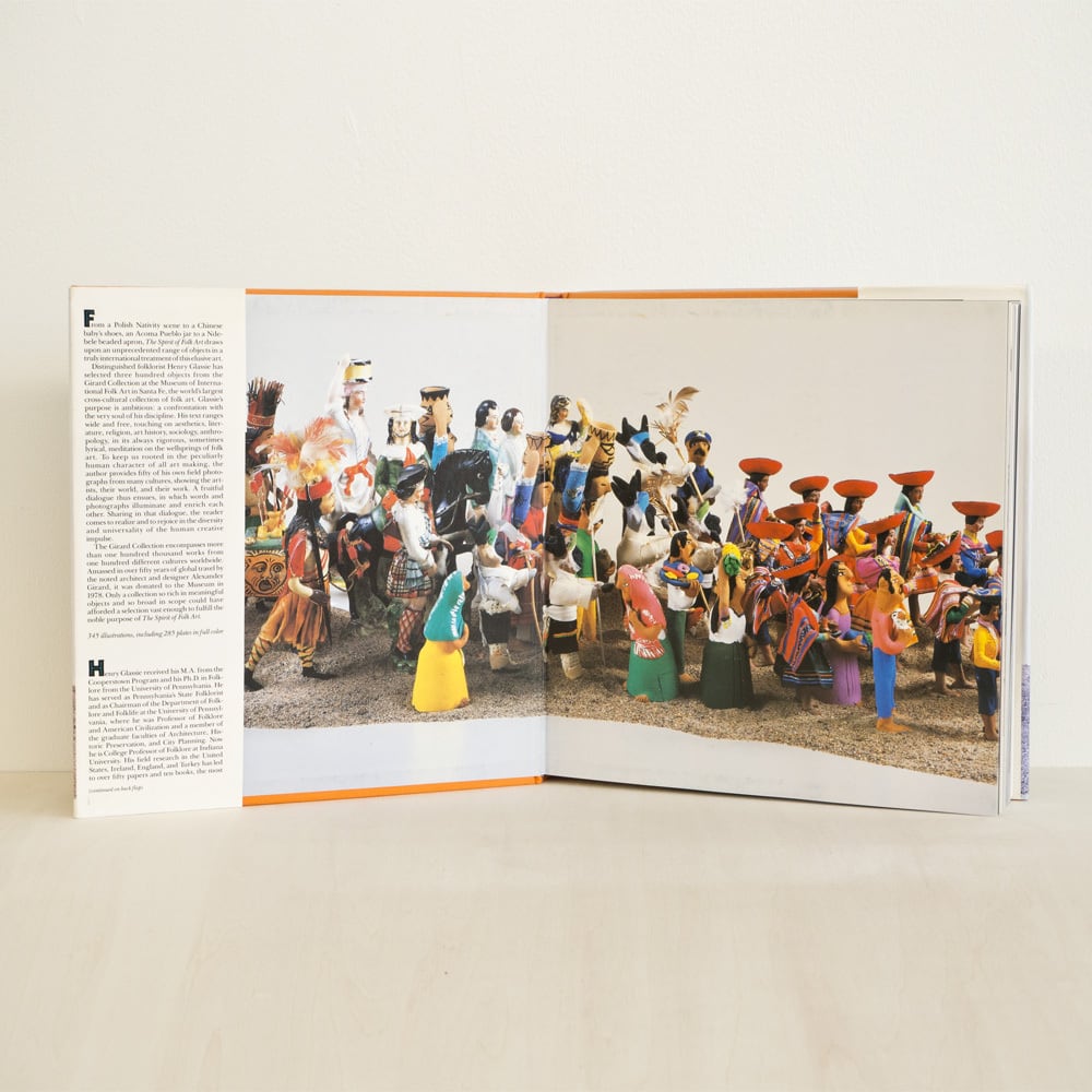 古書 再入荷 The Spirit of Folk Art / The Girard Collection at the