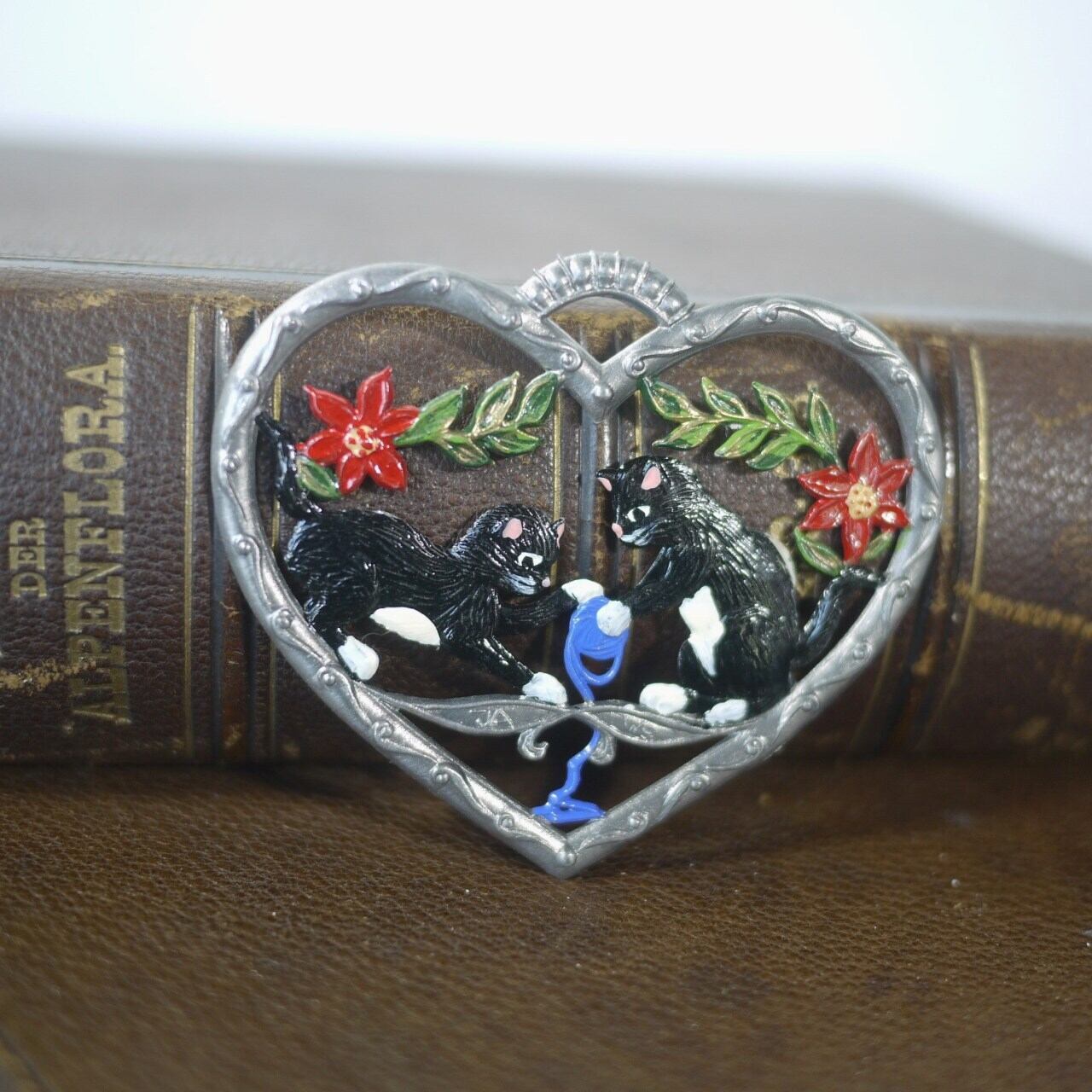 錫の飾り 2匹の黒猫 ハート ドイツ