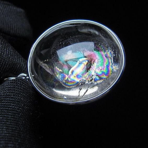 アイリスクォーツ 水晶 ペンダント 虹入り おまかせ便 一点物 112-14180