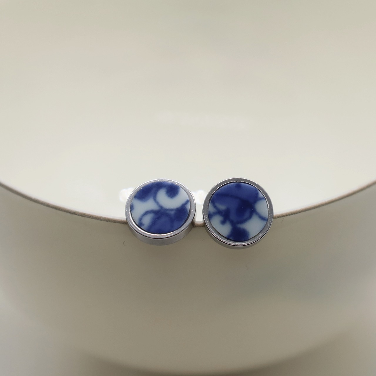 Stud earrings12