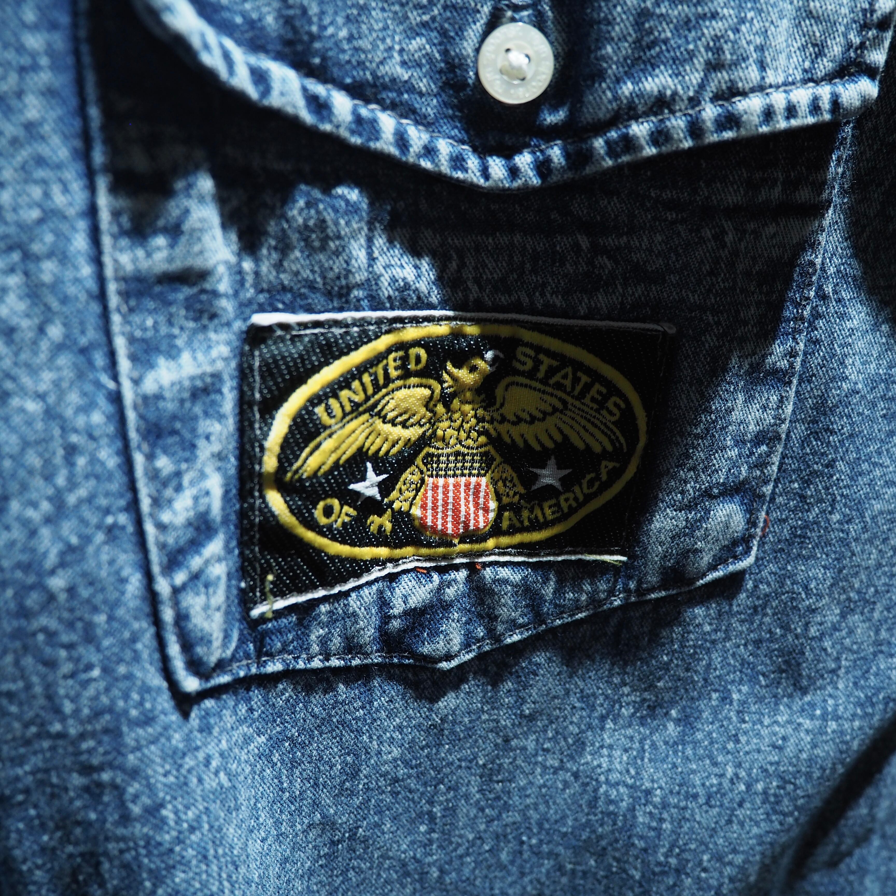 1980 - 90s " United States Of America " Eagle Embossed vintage loose Denim shirt
