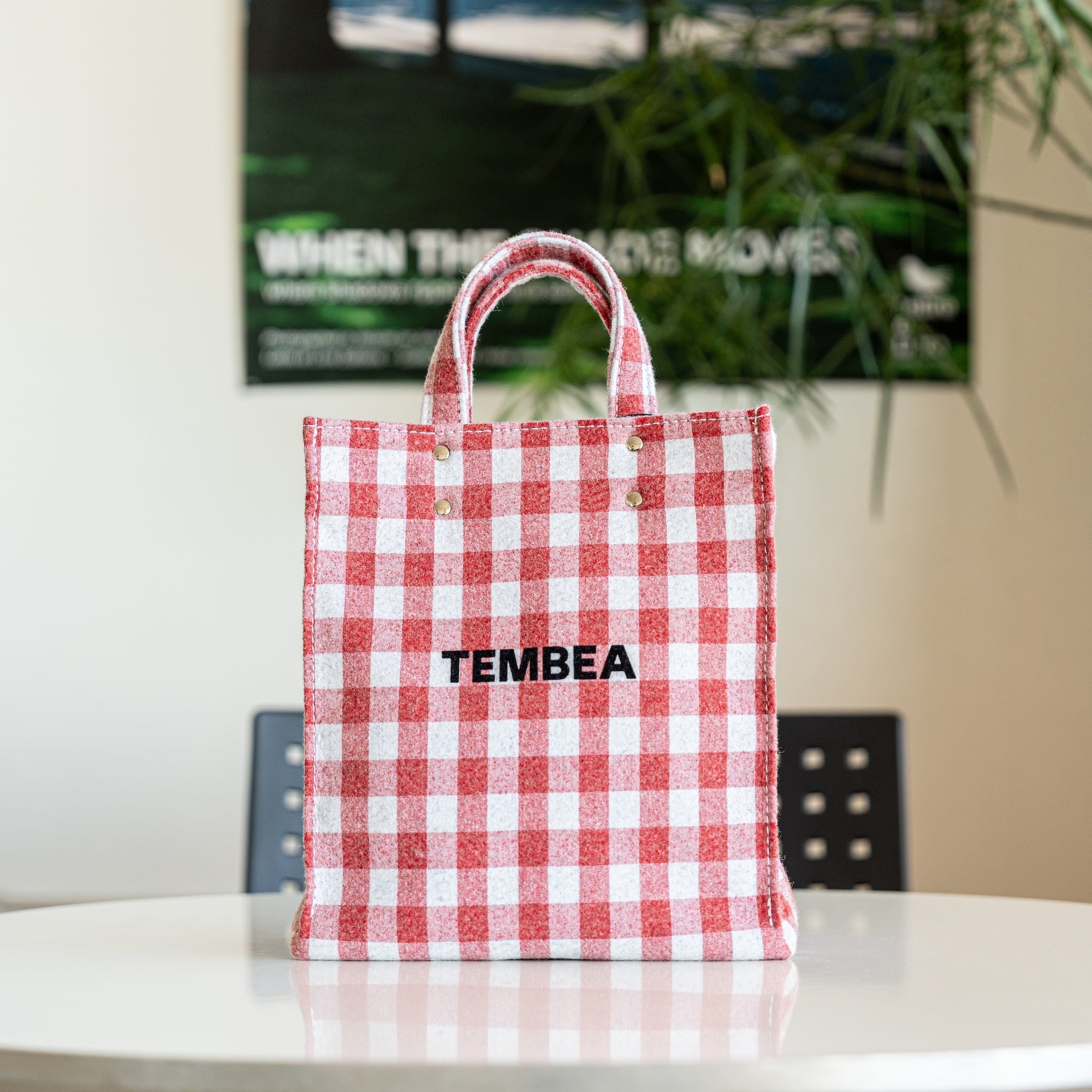TEMBEA PAPER TOTE SMALL NEEDLE PUNCH