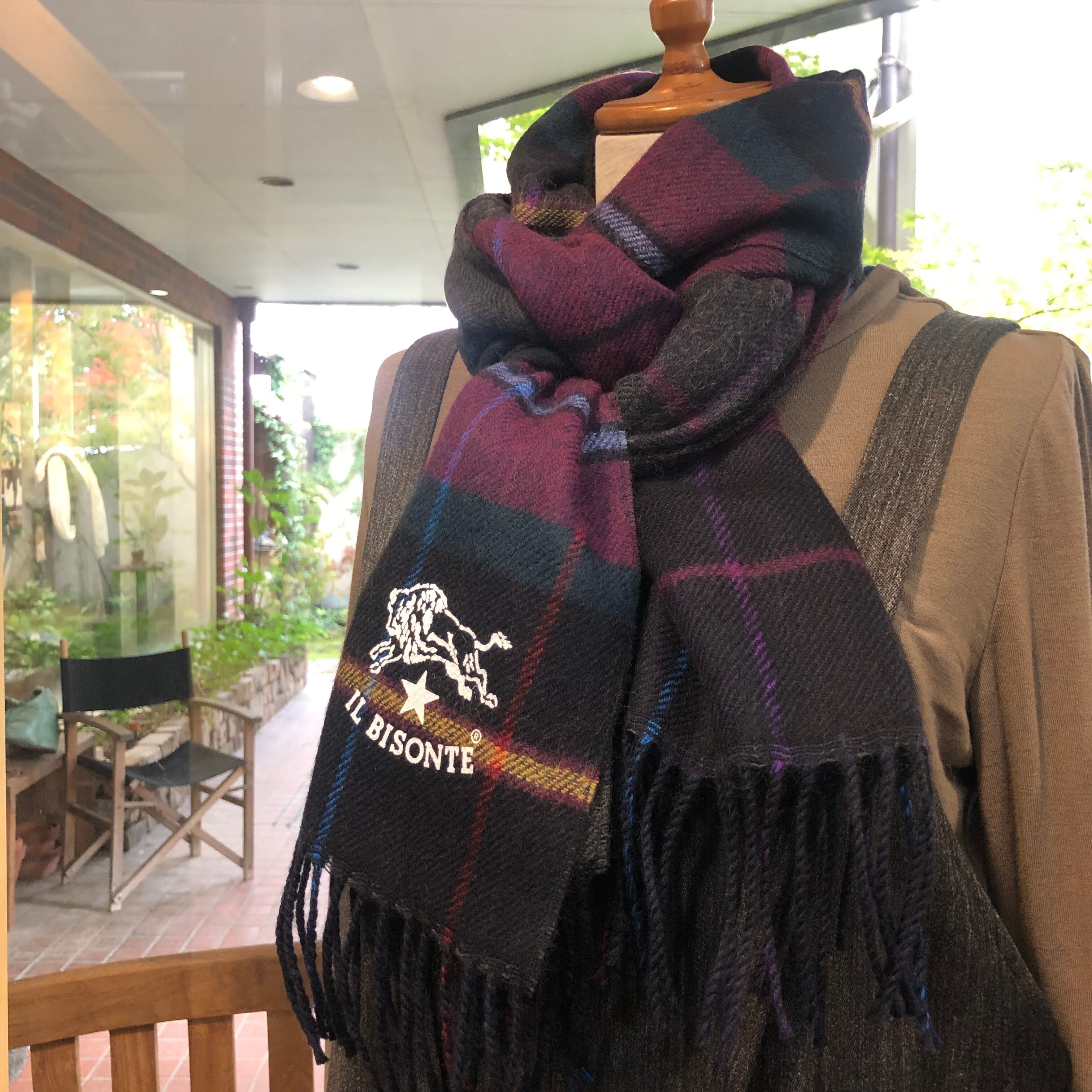 IL BISONTE イルビゾンテ　大判ストール　ウール　紺　黒　白　黄　緑 ◇【国内正規販売店】IL BISONTE(イルビゾンテ)【2025 AUTUMN WINTER