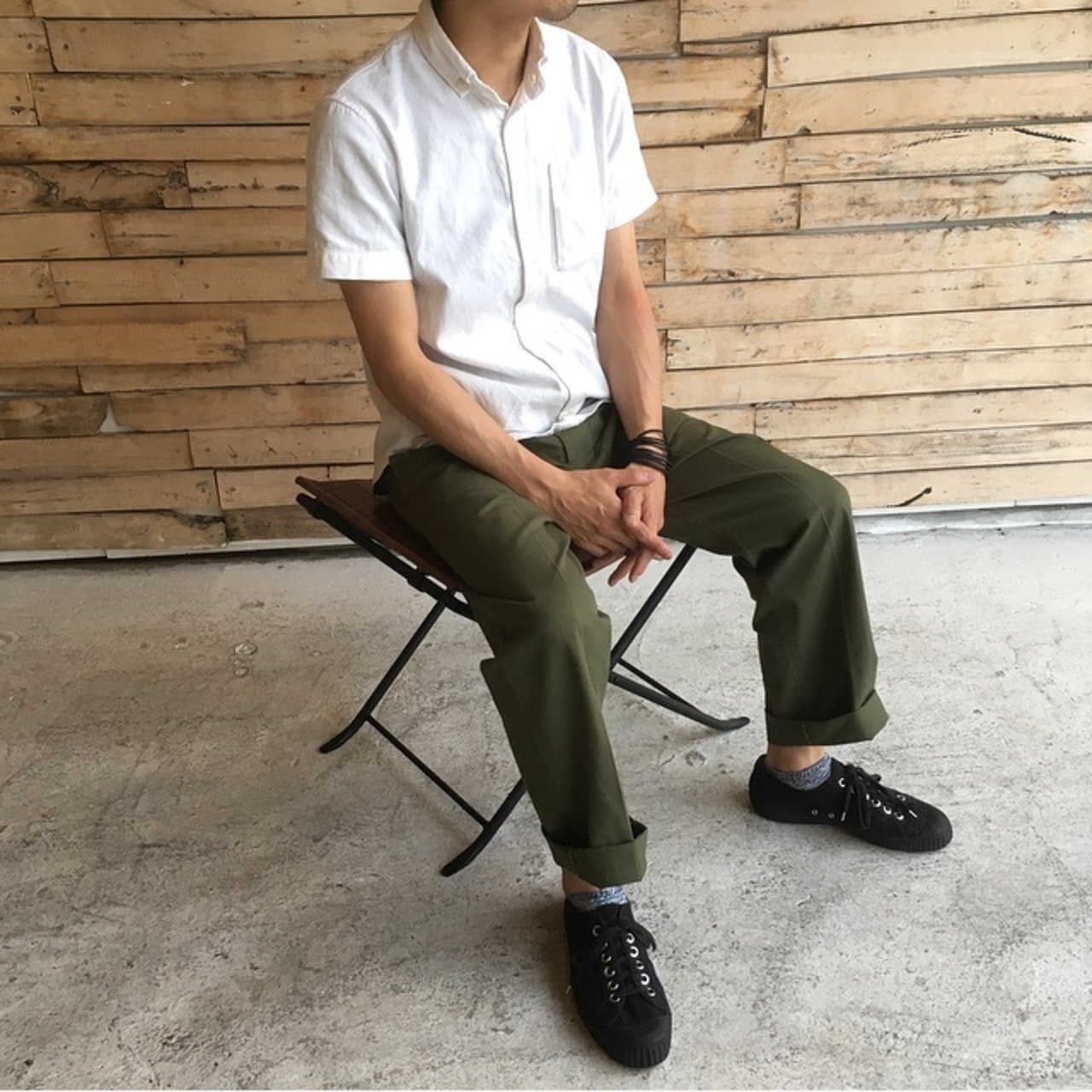 India Goat leather and iron folding stool Dark brown　インド　ゴートレザーアイアンフォールディングスツール　ダークブラウン　イス　山羊革　折りたたみ