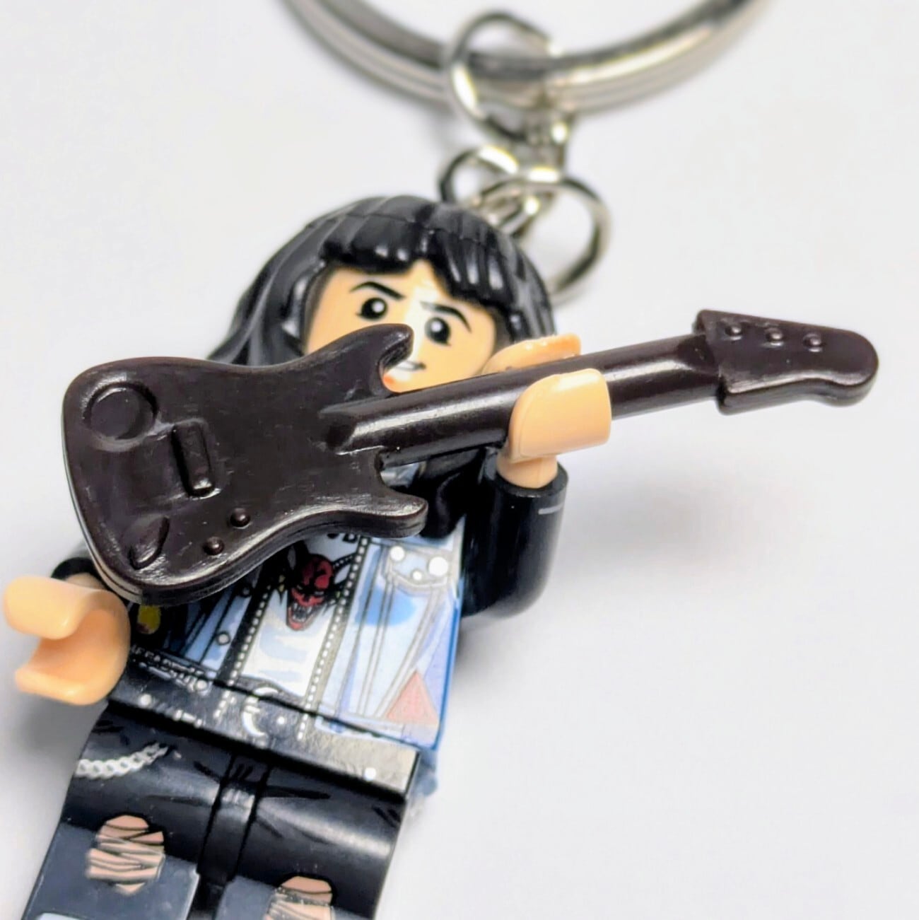 1月下旬再入荷予定！☆ブロックフィギュアキーホルダー☆【 Stranger Things / ストレンジャーシングス 】 エディー・マンソン 〚アメリカン雑貨 アメトイ〛