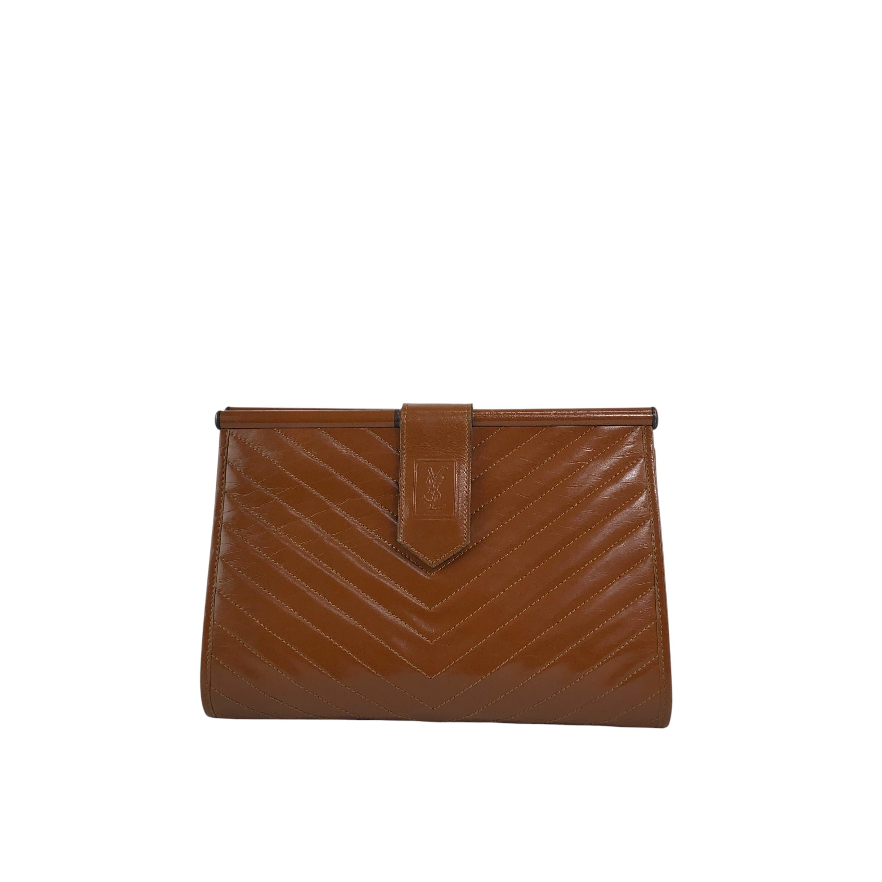 YSL サンローラン カサンドラロゴ クラッチバッグ レザー 茶 ヴィンテージ Yves Saint Laurent イヴ・サンローラン クラッチバッグ ブラウン YSL