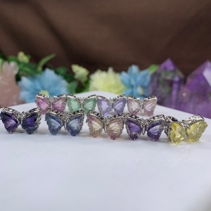 在庫処分セール☆6.10個セット☆フローライト蝶々・縦横貫通穴☆パーツ