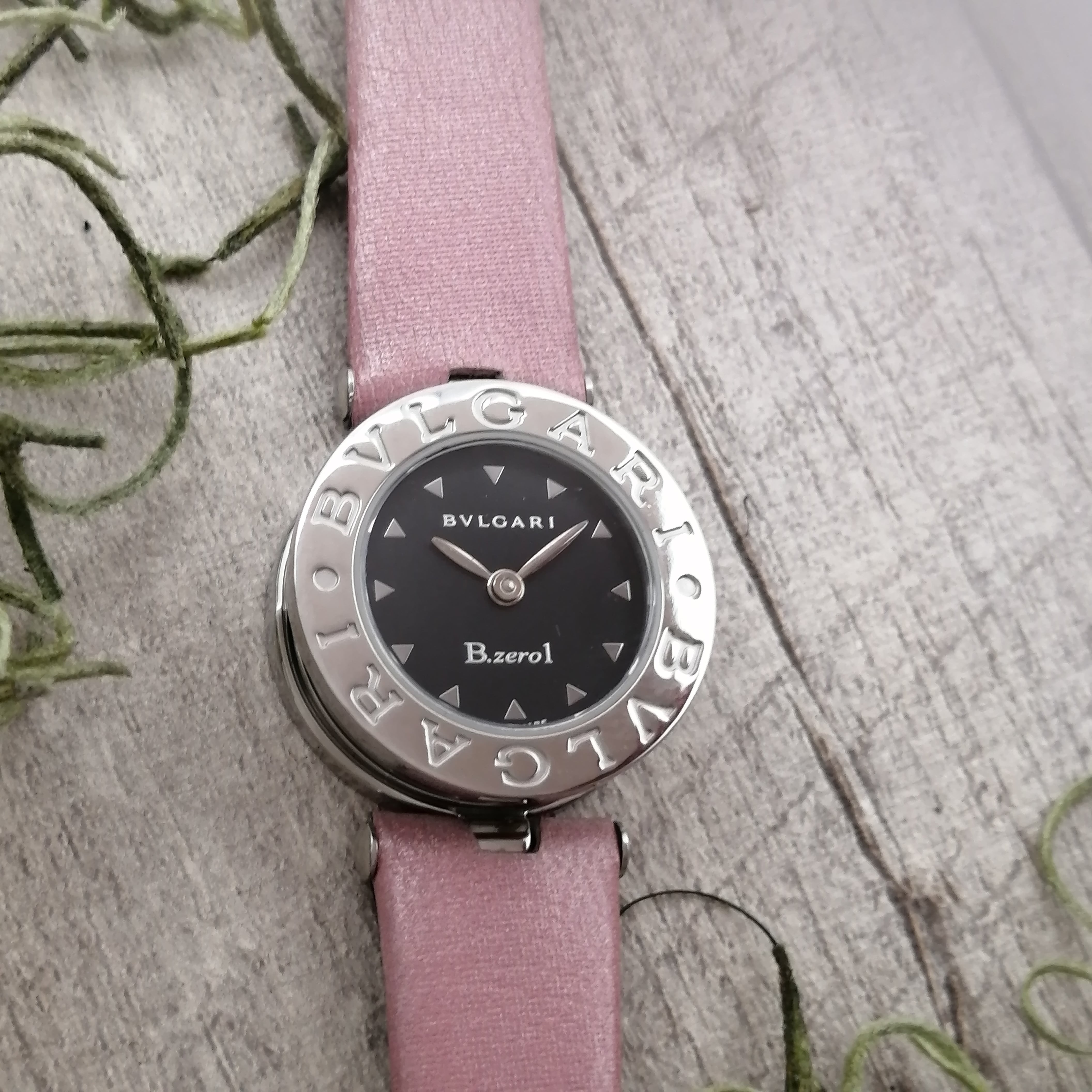 極美品✨ブルガリ　ビーゼロワン✨点検動作確認済　新品ベルト　　レディース　腕時計 | Masaco Vintage （マサコ ヴィンテージ  ）腕時計やアクセサリーのお店 powered by BASE
