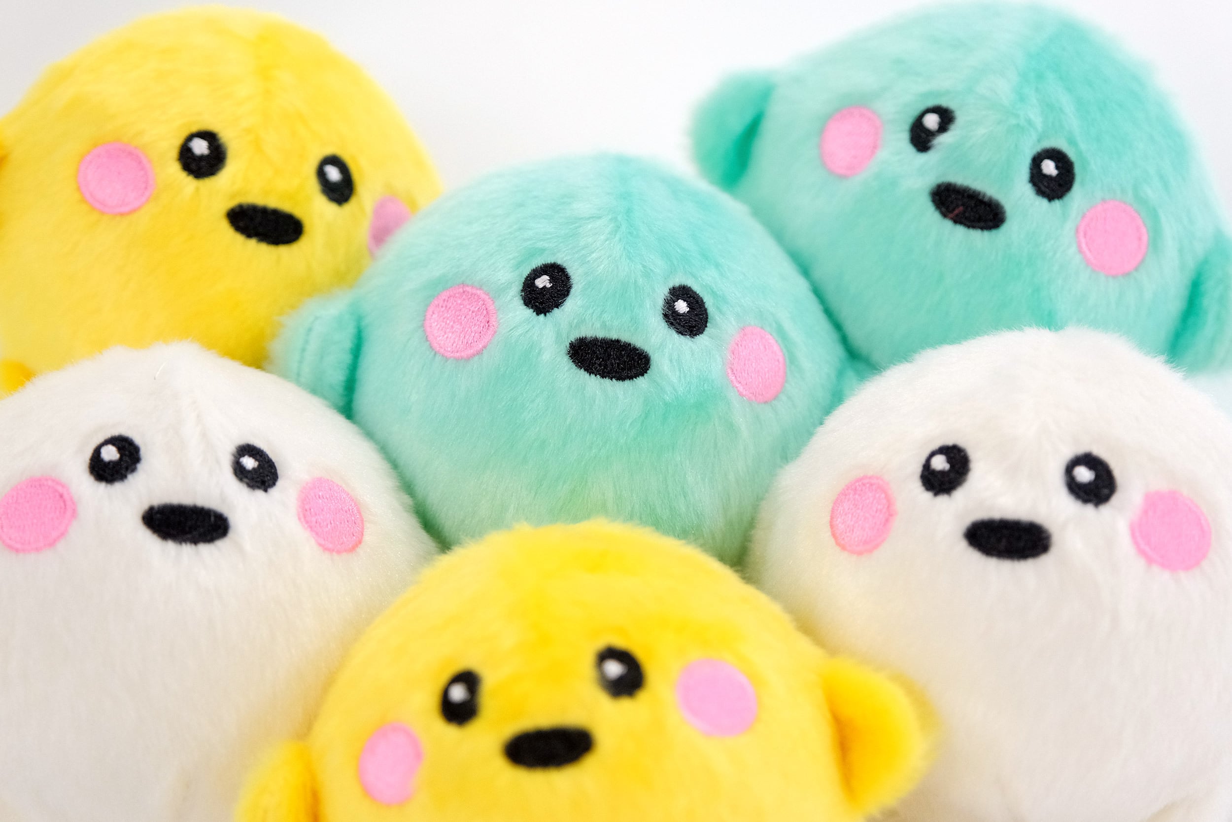サーキュラー ぬいぐるみ（さくら） バウンスボール（黄色・水色） ドイツ 78 新色！大阪万博ドイツ館】サーキュラーバウンスボール | 78degrees