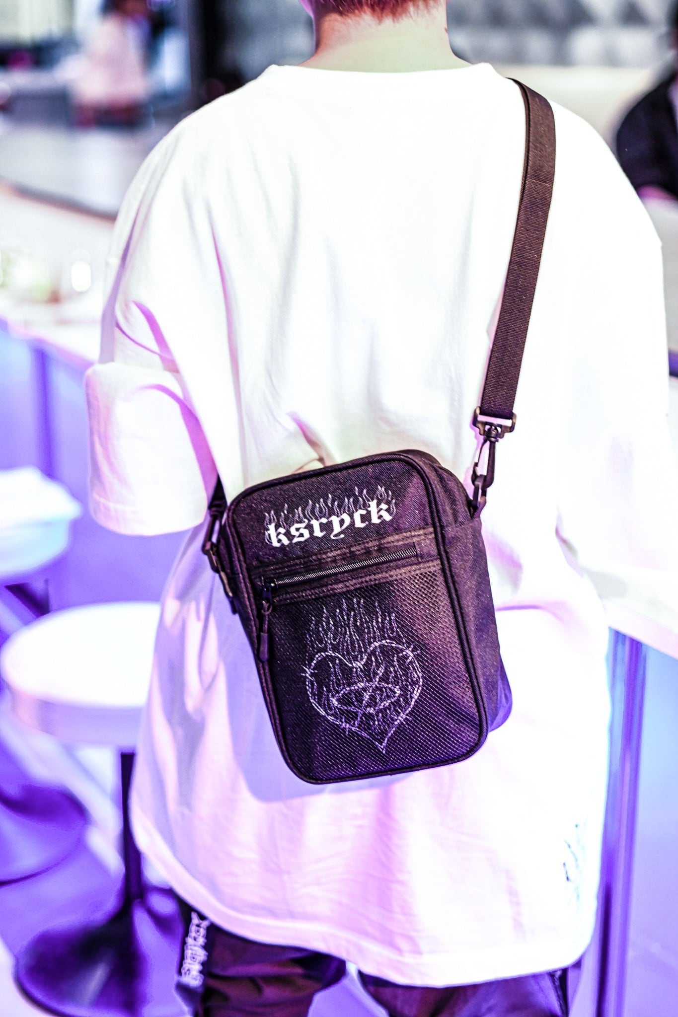 「CRYBAG」 | KRY clothing powered by BASE