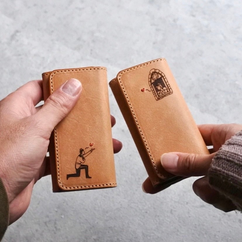 王子とお姫様” ペア レザーキーケース セット | GIVING LIFE