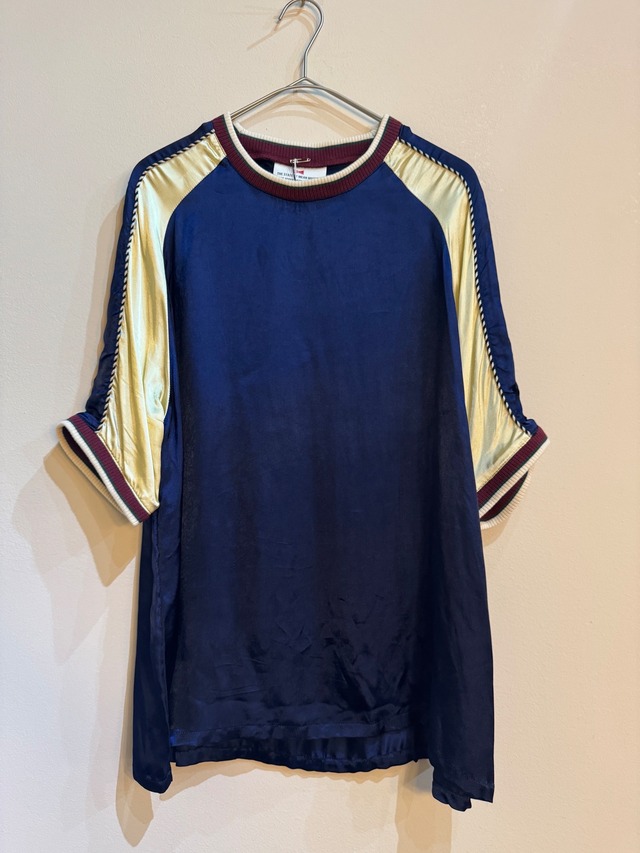 VOTE MAKE NEW CLOTHES スカジャンライクTシャツ