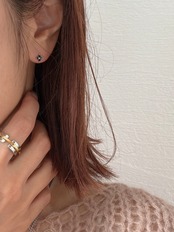 クロフラワーミニピアス