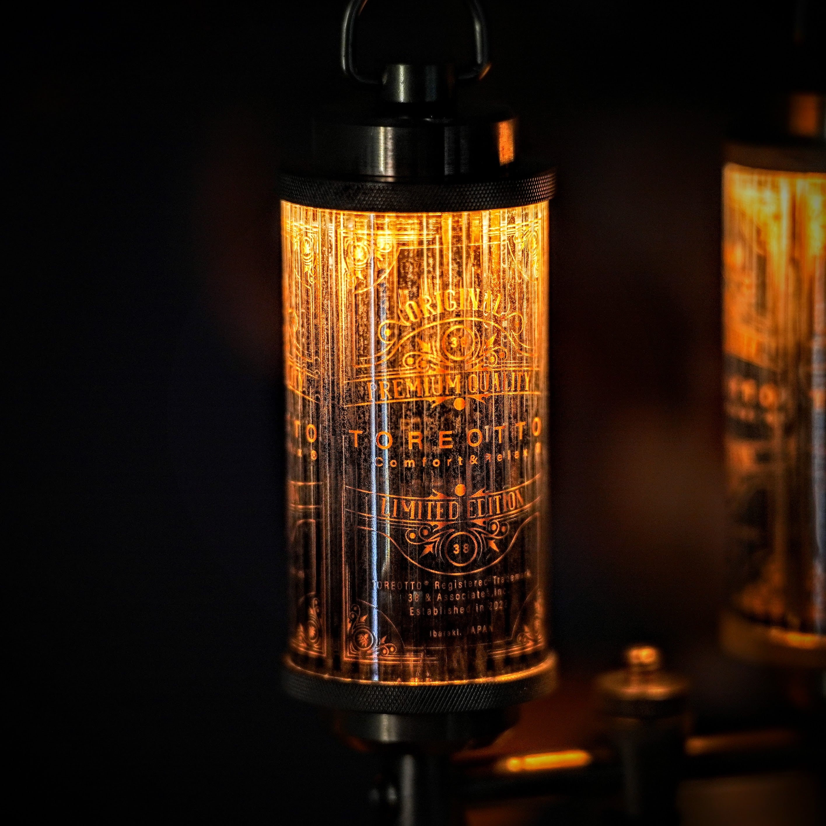 38-kT THE RICH classic100 | 38explore