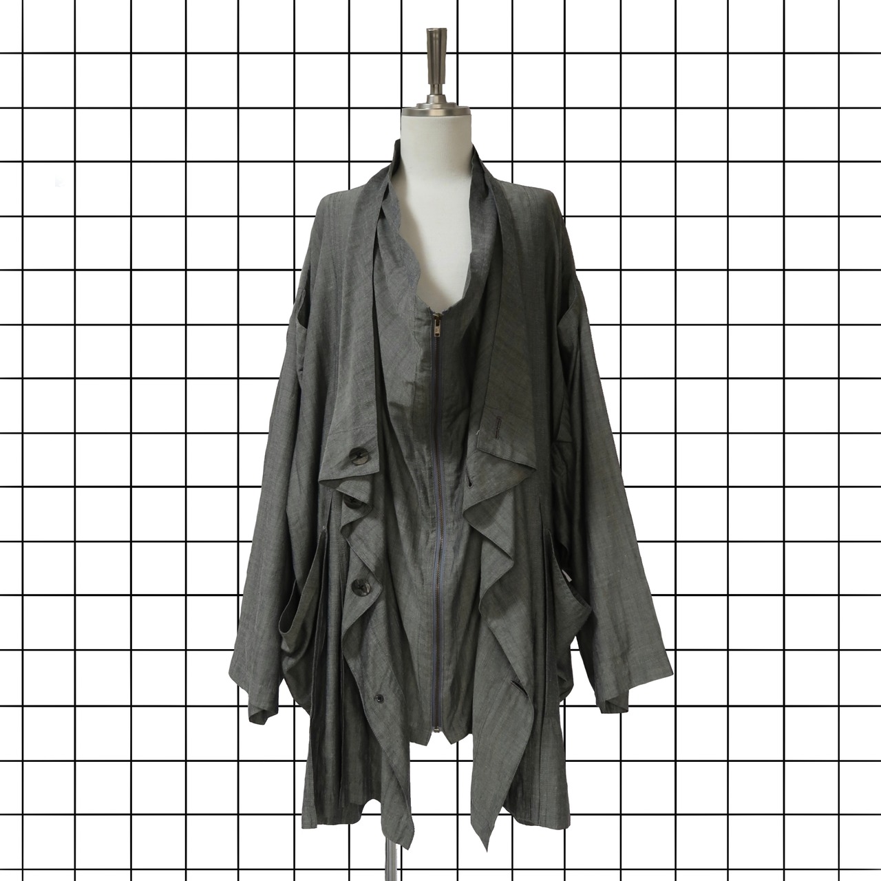 Kohshin Satoh of Arrston Volaju double cowl-neck design Kohshin Satoh of Arrston Volaju double cowl-neck design