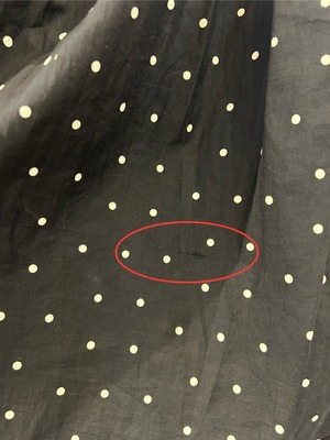 50's black × white pin dot apron