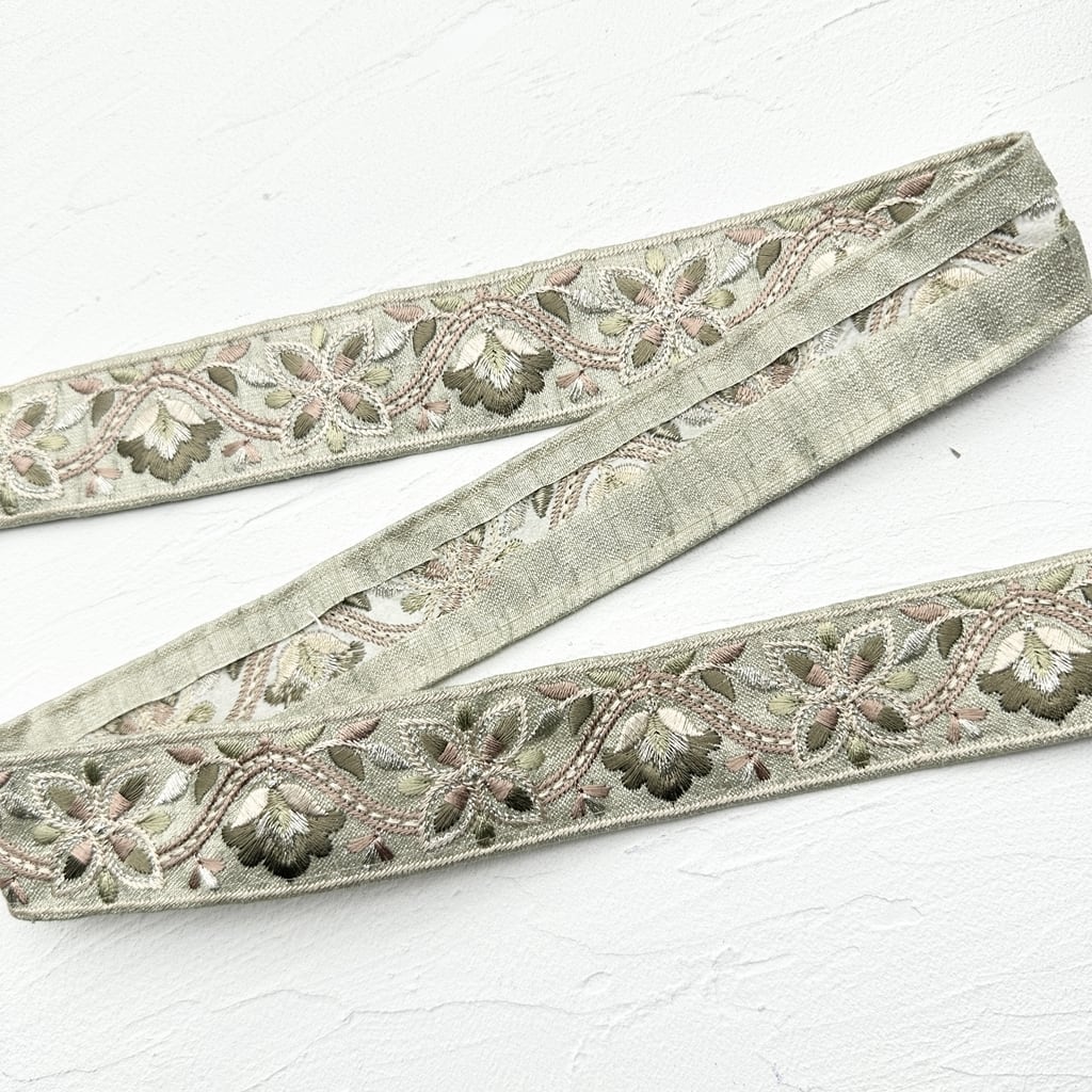 新色入荷 シャイニークリスタル [グリーン]※2.5 1m 50cmmカット済み