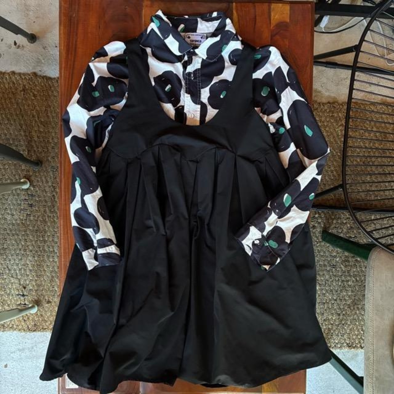 TOPANGA Lady's Nordic Flower Loose Fit Shirt　ノルディックフラワールーズフィットシャツ　ホワイト×ブラック　長袖　丸襟　ブラウス　花柄　