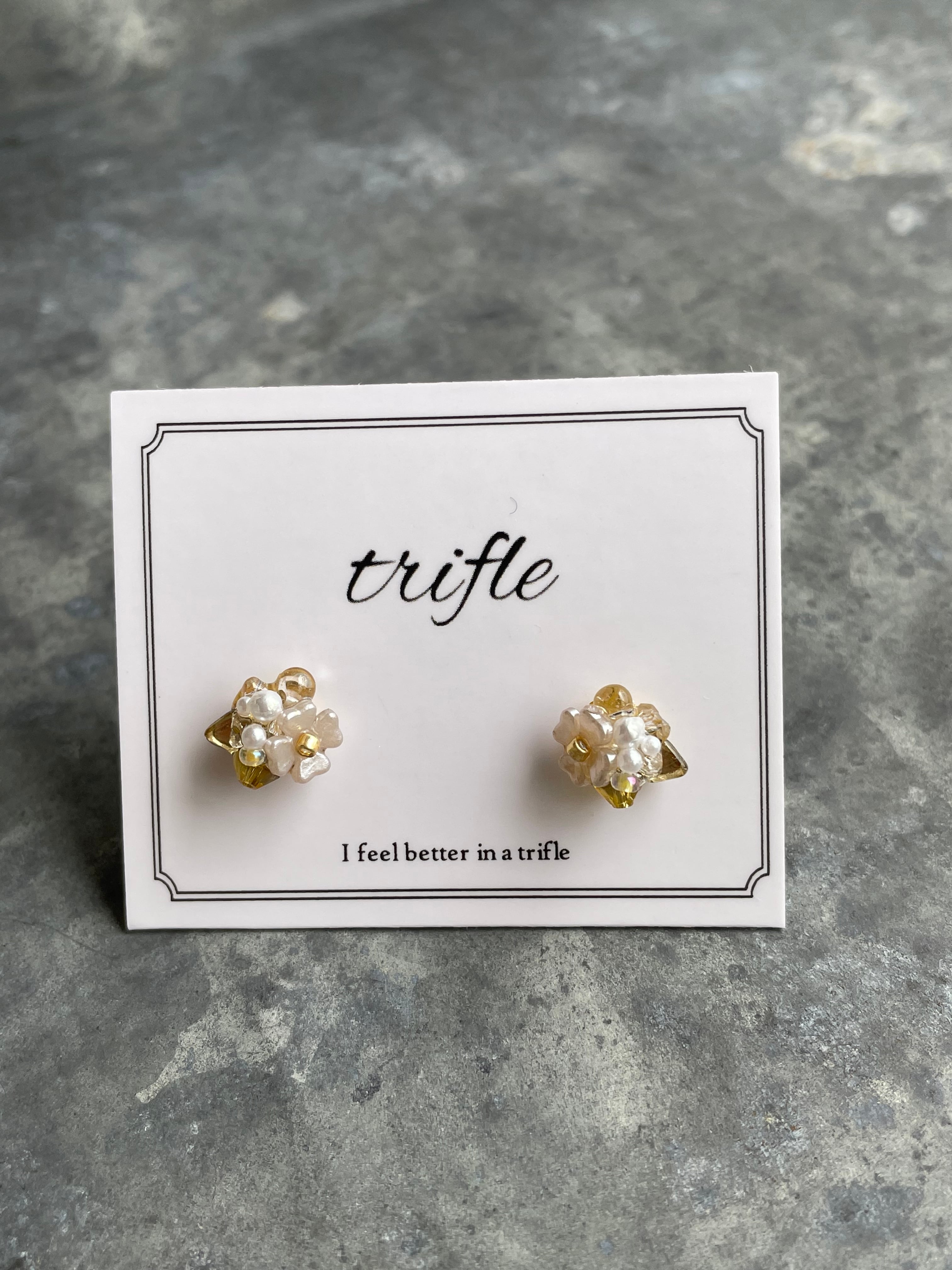 petit pitt beige flower