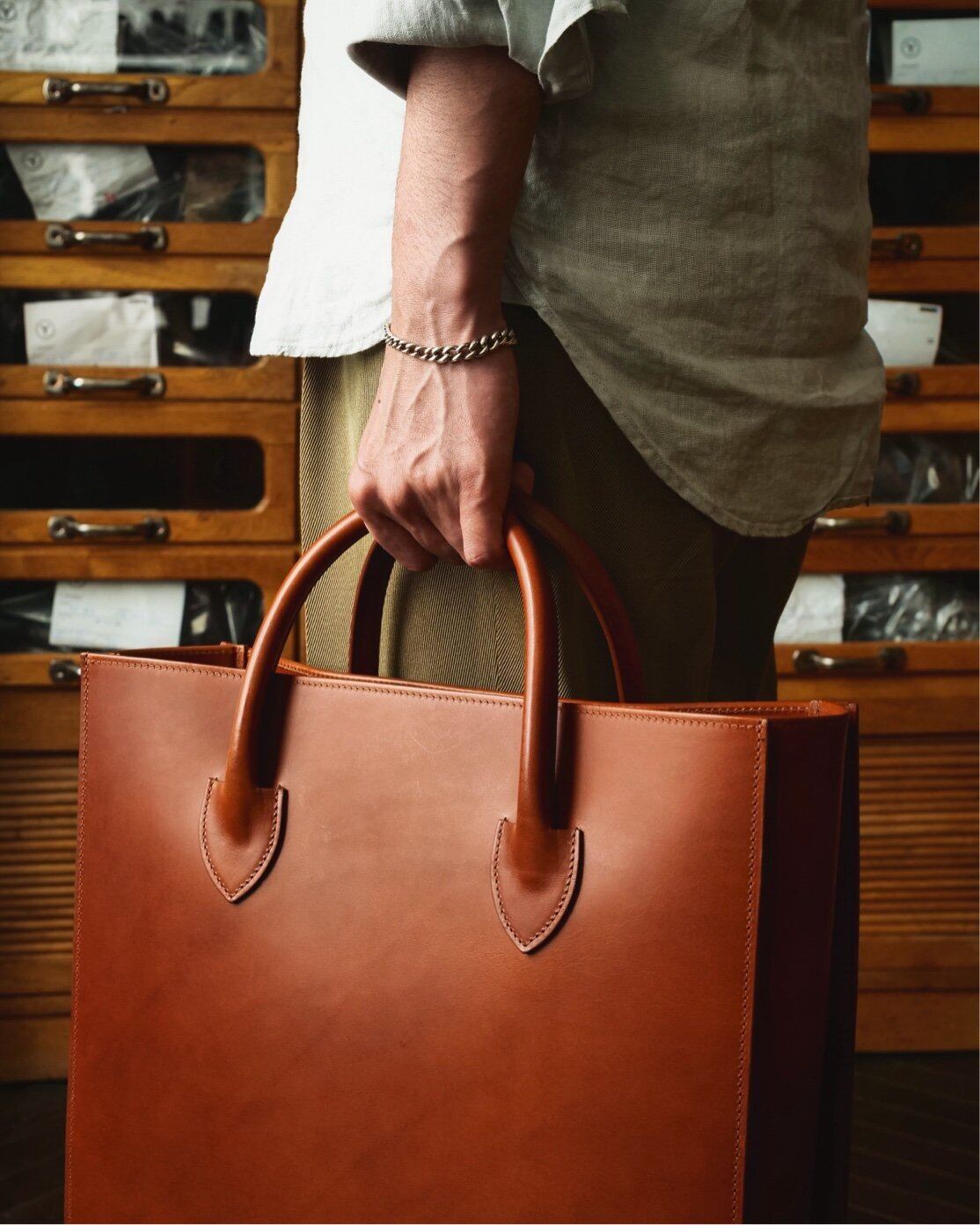 SOLE OPTION】KEW / BROWN / Leather Tote Large | UNION WORKS ONLINE