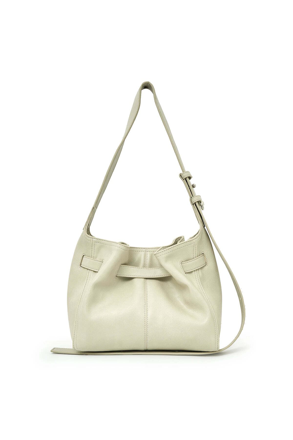 未使用　韓国　MATIN KIM BELTED MINI BUCKET BAG Matin Kim]BELTED MINI BUCKET BAG [BLACK]