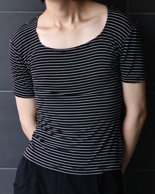 border drape half sleeve top