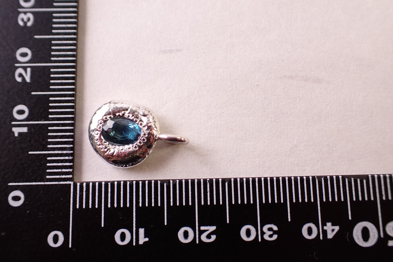 ロンドンブルートパーズペンダントトップ シルバー925 [D11‐103]