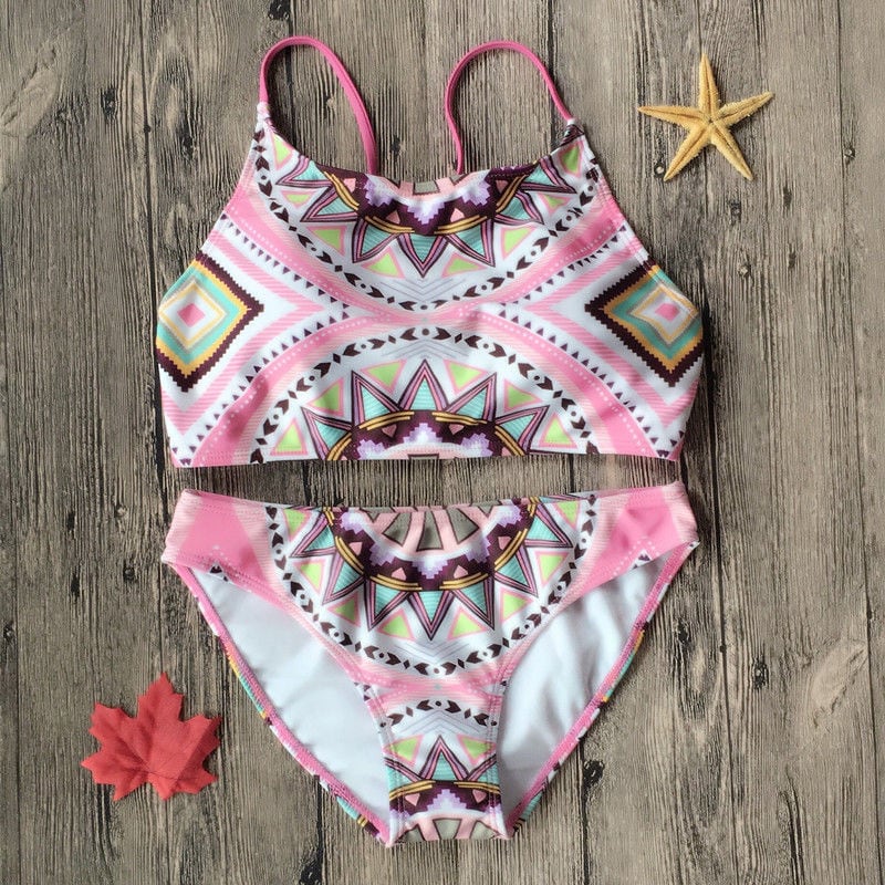 UN3D. 幾何学模様 ハイネックビキニトップ UN3D. 幾何学模様 ハイネックビキニトップ