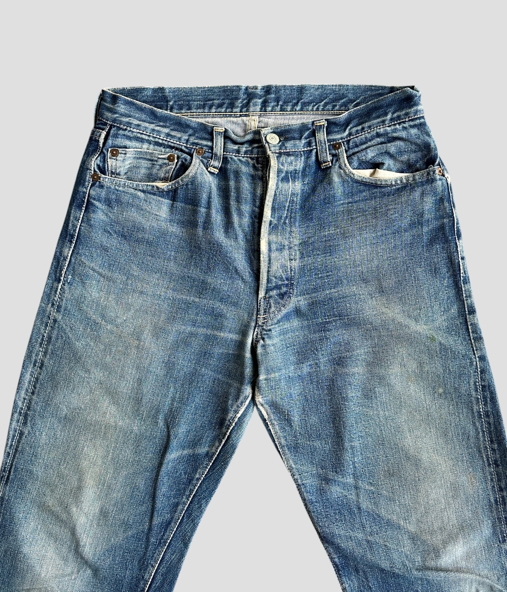 40s Levi