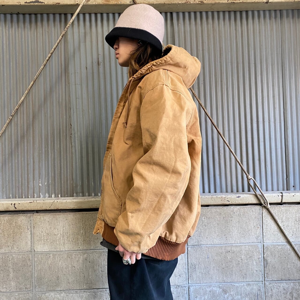 90年代 Carhartt カーハート アクティブジャケット メンズXL 古着 90S ビンテージ ヴィンテージ ダック地 ワークジャケット  アクティブパーカー 中綿入りキルティングライナー フルジップパーカー ベージュ【ワークジャケット】 | cave 古着屋【公式】古着通販サイト