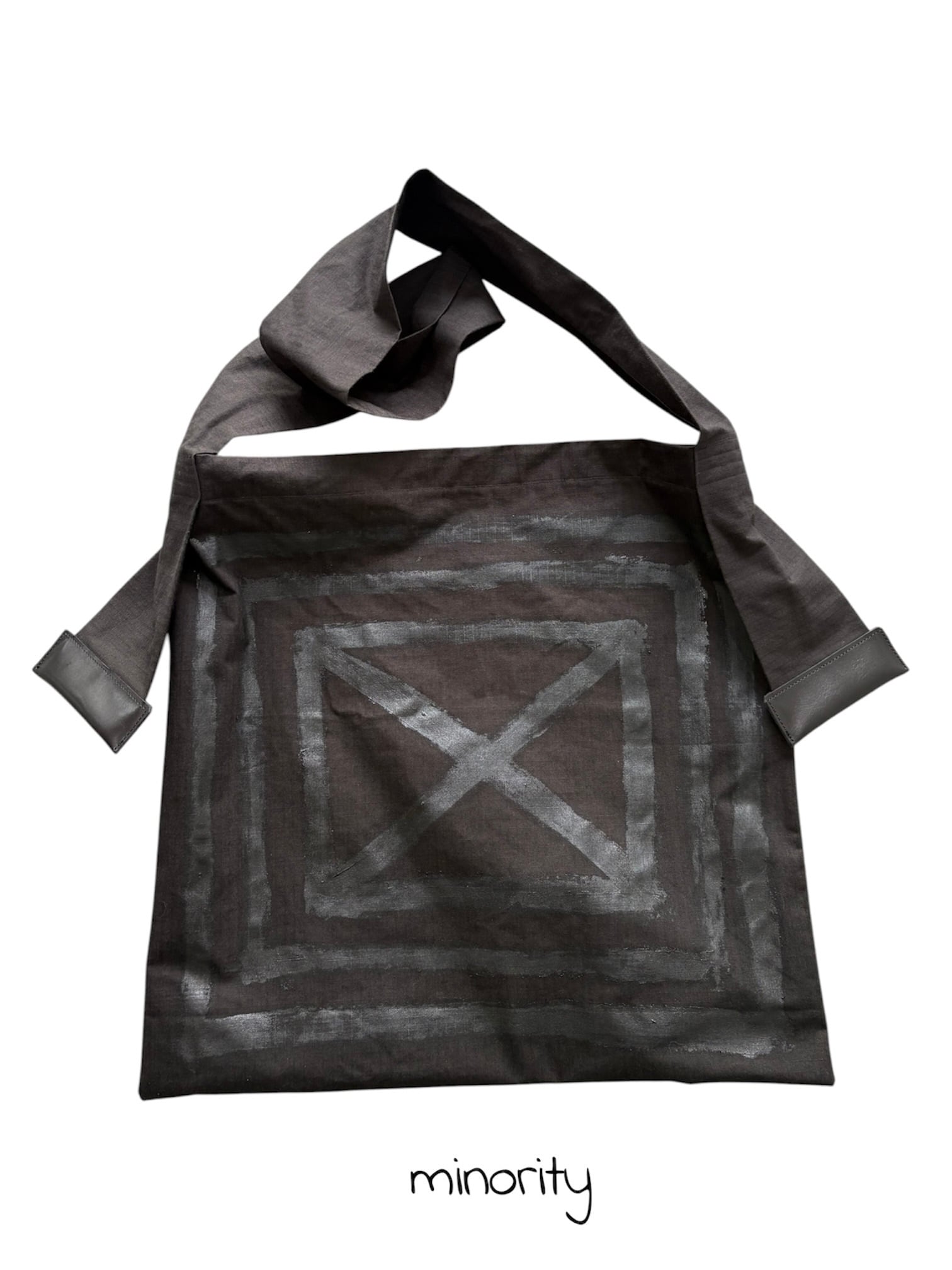 Bag | minority