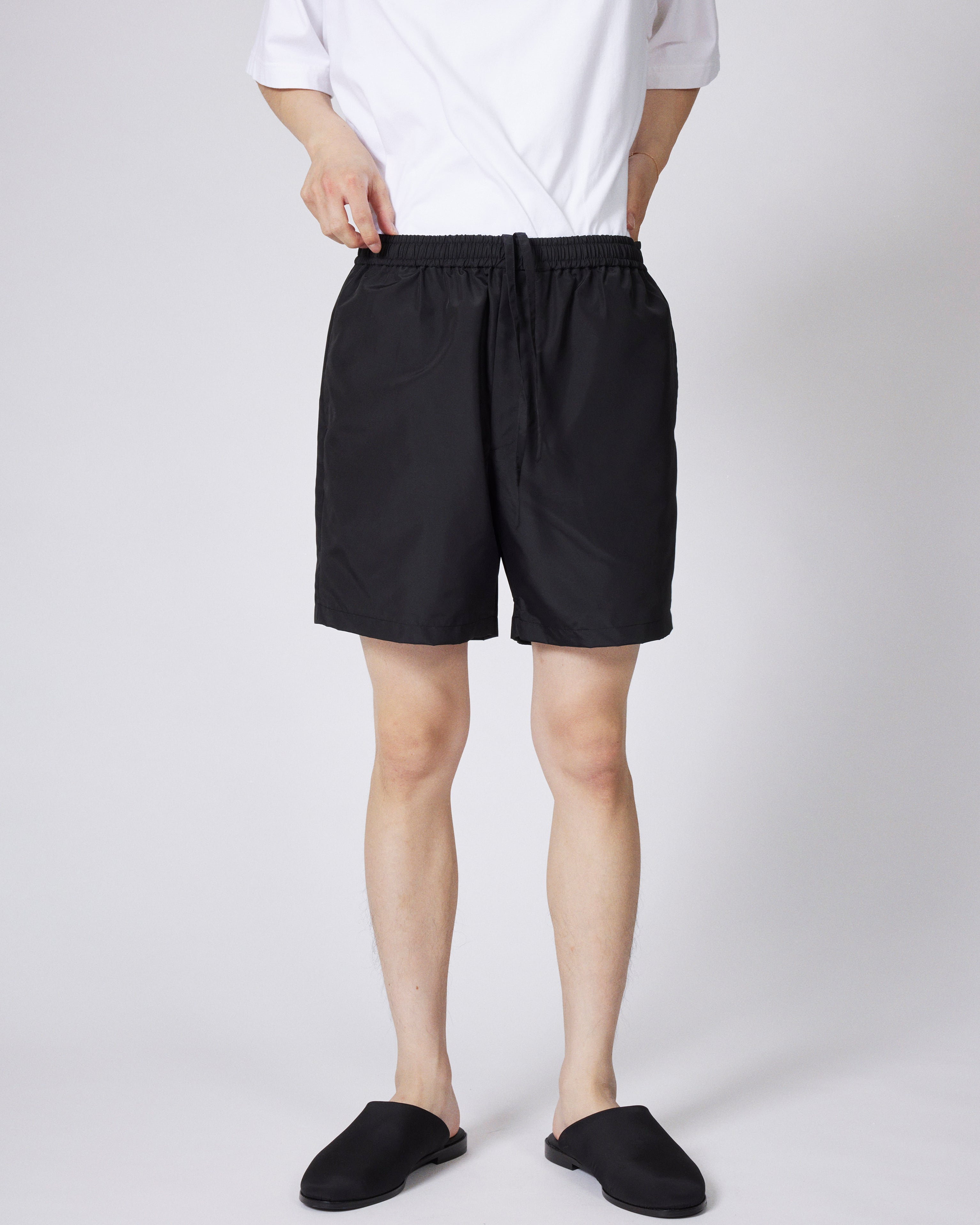 everyone nylon silk short pants (BLACK) | everyone