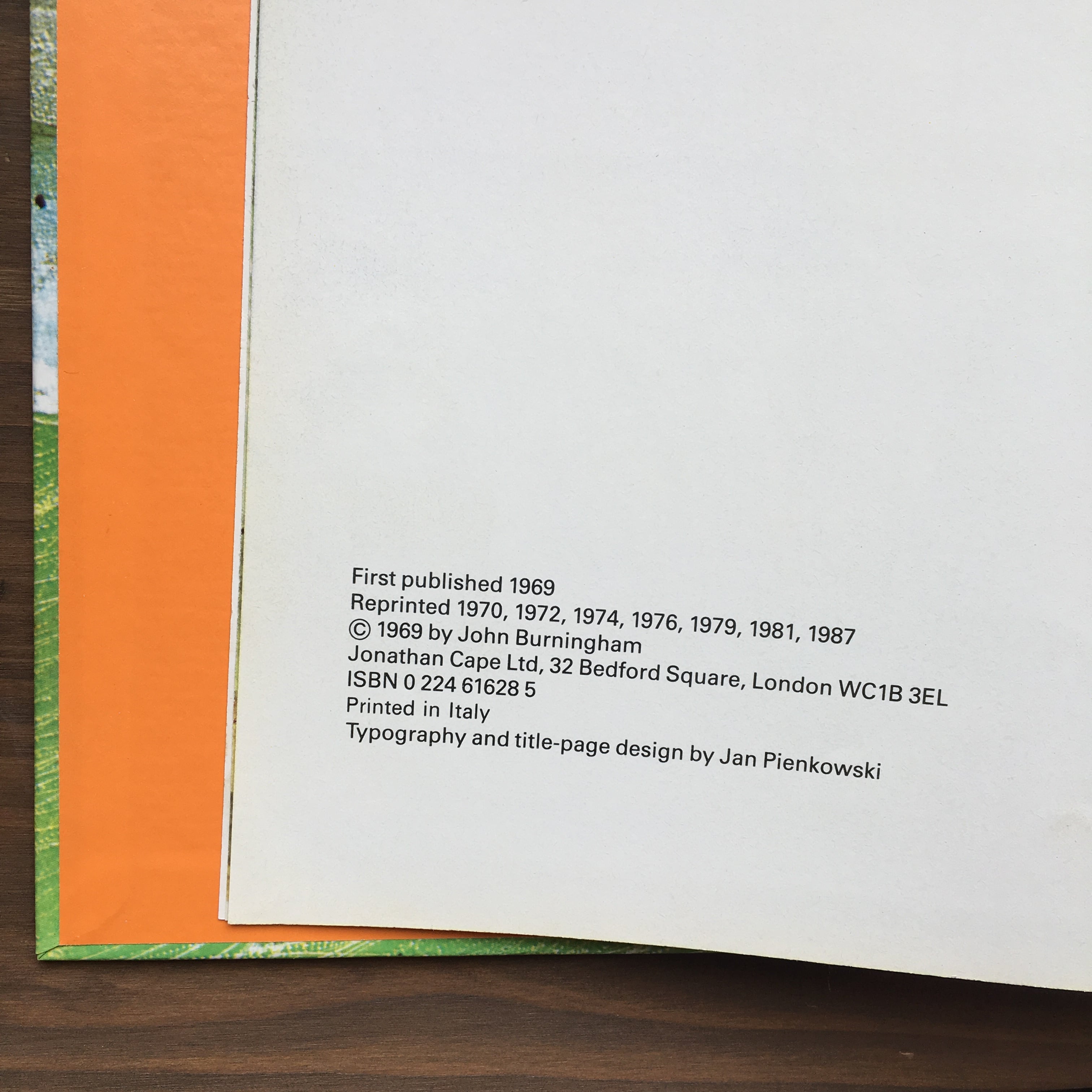 SEASONS（John Burningham)