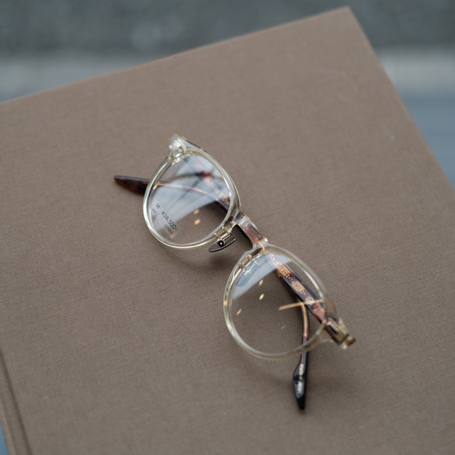 【AKIRA & SONS】KRIS - ABDM (MEDIUM)