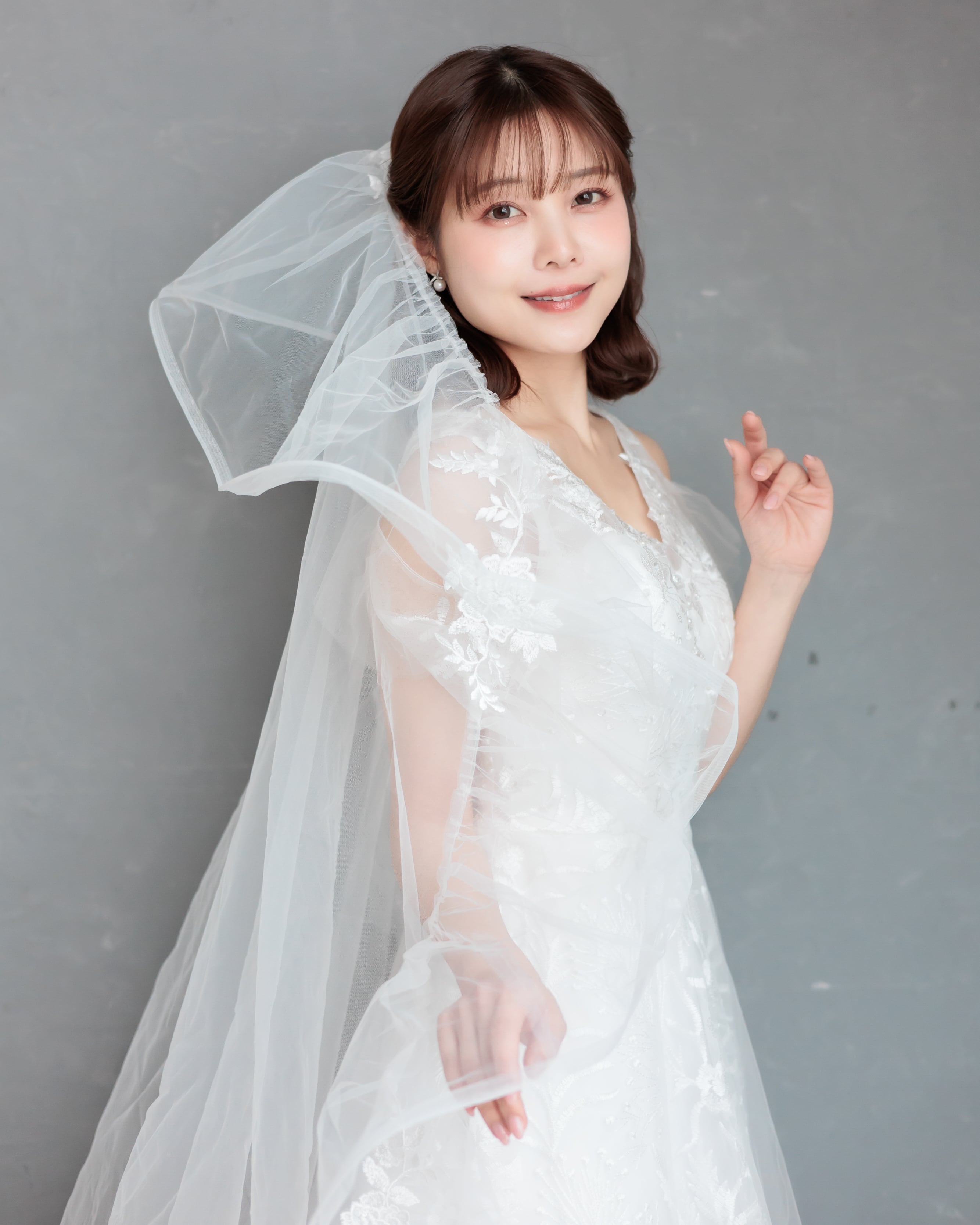 ドレープエッジ （刺繍モチーフ）ロングベール【VL2511-09
