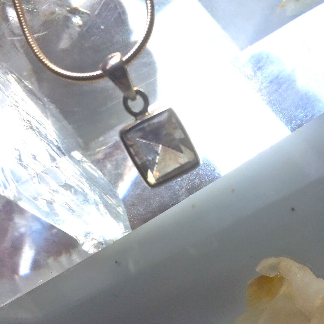 【一点物】✦·.⋆エレスチャルクォーツペンダント·.⋆天使の記憶✦