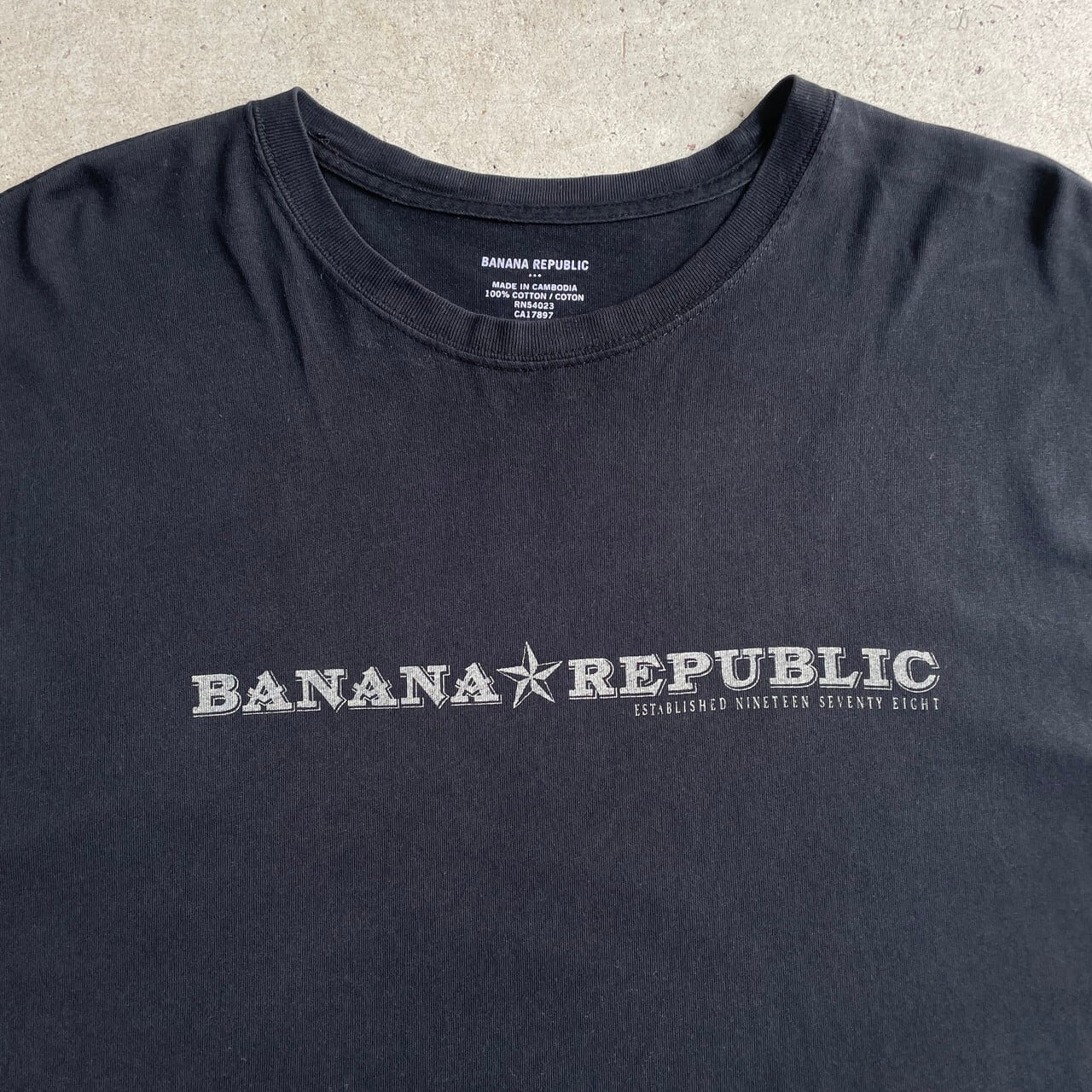 BANANA REPUBLIC バナナリパブリック ブランドロゴ プリントTシャツ