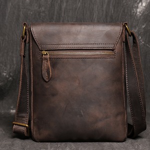 Genuine Leather Crossbody Bag / 本革 レザー クロスボディ バッグ
